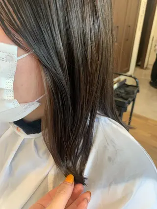 ミディアム カラー パーマ 美容しょうへいの店所属・吉川 茉由子のヘアスタイル