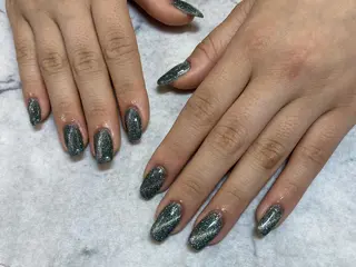 ネイル ネイルリボン 受付スタッフのネイルデザイン