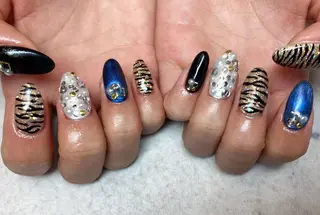 ネイル ネイルリボン 受付スタッフのネイルデザイン