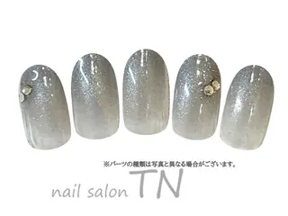 ネイル 矢川 まどかのネイルデザイン