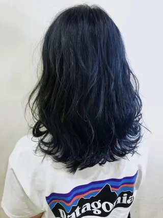 カラー Zina西新 井上貴幸のヘアスタイル