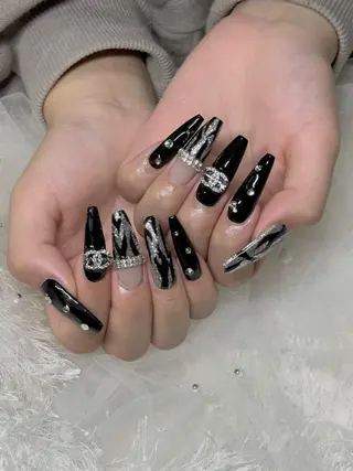 ネイル U1salon所属・佐藤 希子のネイルデザイン