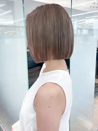 ミディアム カラー ITbyALBUM 下北沢店のヘアスタイル