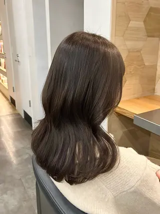 カラー 銀座 透明感カラー 🌿Hitomiのヘアスタイル