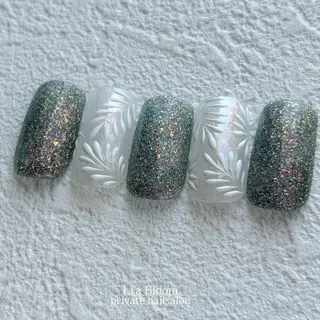 ネイル Li'a Bloom所属・🦋🤍 madoka🤍のネイルデザイン