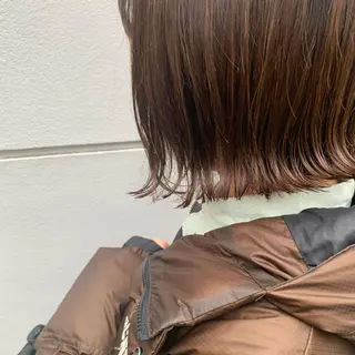 ショート カラー ヘアアレンジ サナ🌱 切りっぱなしボブのヘアスタイル