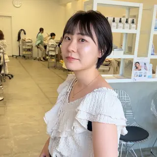 ショート クロスパーマ× 透明感カラー✂︎のヘアスタイル