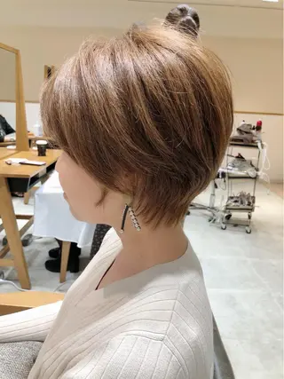 ショート カラー 🌟イメチェン美容師 🌟清水 大輝のヘアスタイル