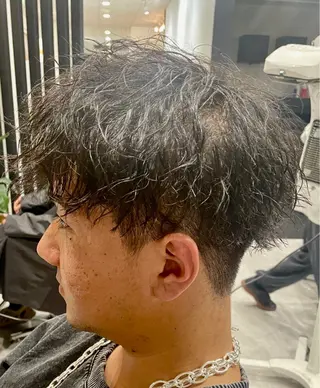 ショート パーマ メンズ 【店長】メンズ職人 短髪　ハイトーン🔥のヘアスタイル