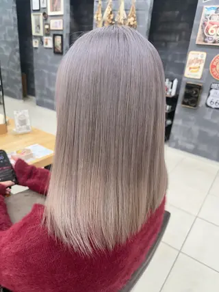 セミロング SHUN/ブリーチ/ カラー/臼井/佐倉のヘアスタイル