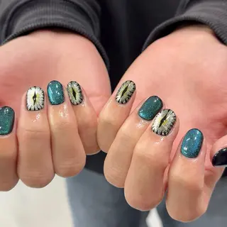 ネイル GRANDEUR焼津 Nana🦖のネイルデザイン