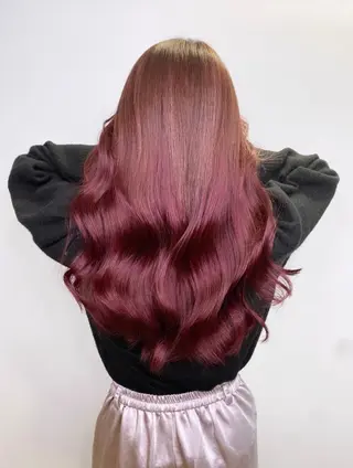 ロング カラー パーマ ヘアアレンジ ハイトーン カラーのヘアスタイル