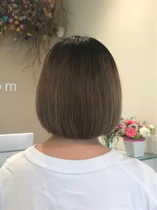 ショート ボブ/インナーカラー /眉毛/Miyuのヘアスタイル