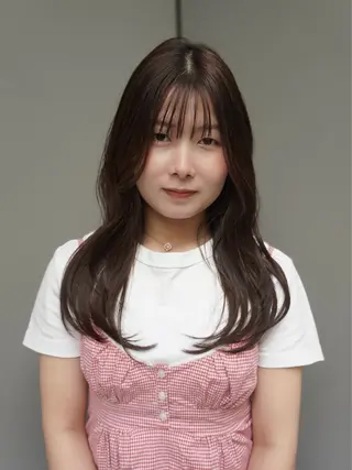 ロング 🫧オリーブカラー/ 酸性縮毛矯正銀座🫧のヘアスタイル