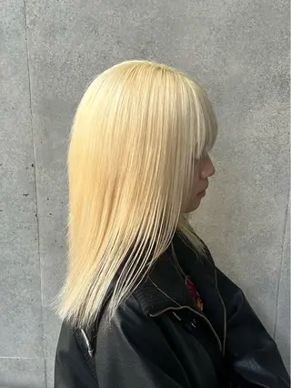 セミロング カラー 垢抜けカラー kira🌛のヘアスタイル