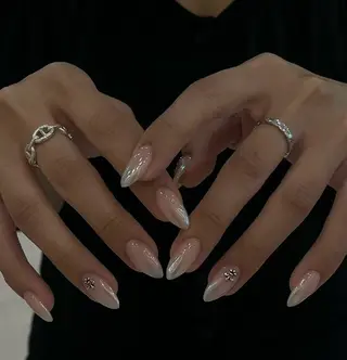 ネイル Oomiya 服部のネイルデザイン