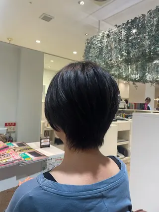 ショート 平 真亜里のヘアスタイル