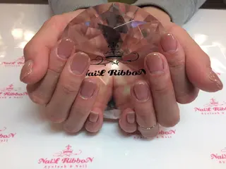 ネイル ネイルリボン 受付スタッフのネイルデザイン