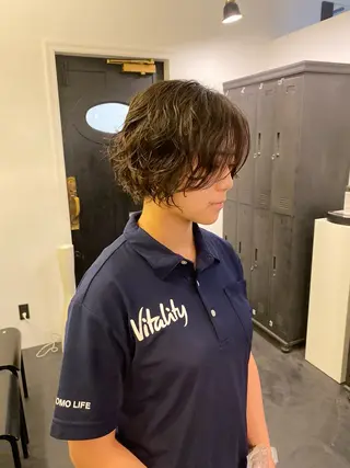 ショート パーマ comeghead 琴音のヘアスタイル