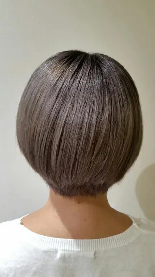 ショート カラー 【髪質改善美容師】t occa茨木篠原健太のヘアスタイル