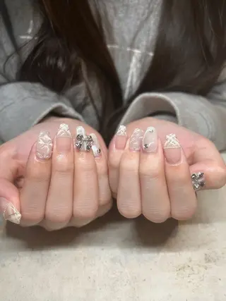 ネイル Miyu(ミユ) 【 cutill 】のネイルデザイン