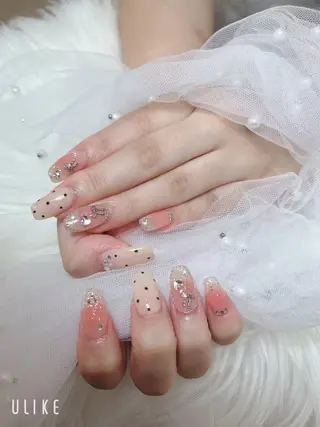 ネイル チョウ Rachaelのネイルデザイン