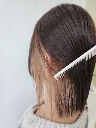 ミディアム カラー 安達まい/ インナーカラー◎のヘアスタイル