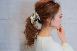 セミロング ヘアアレンジ 髪質改善、エクステ 山口卓哉のヘアスタイル