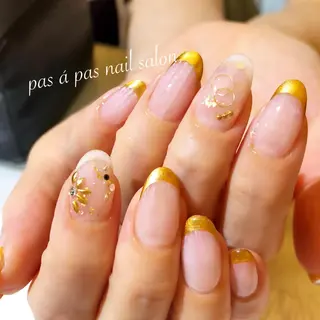 ネイル Yakko pas á pasのネイルデザイン