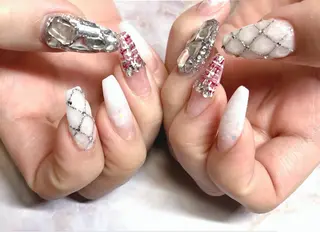 ネイル plaisir所属・plaisir プレジールネイルのネイルデザイン