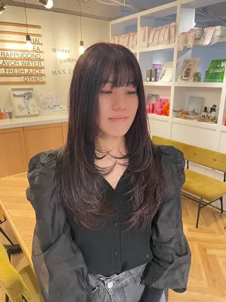 ロング カラー Ogata Marinaのヘアスタイル