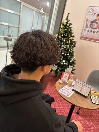 メンズ 郡山駅前美容室 Hair Life Hana&Co (ヘアーライフハナコ)所属・MᗩïＫᗩ 郡山駅ua/マツパのマツエク・マツパデザイン