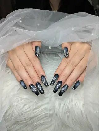 ネイル Queen Nail 柏店　クイーンネイルのネイルデザイン