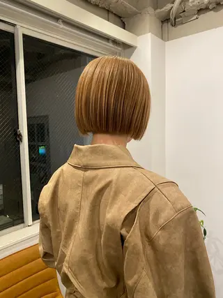 ショート レイヤー/ハイトーン ヒガシサヨのヘアスタイル