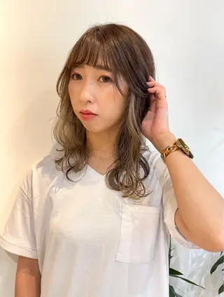 セミロング カラー 【AMANEQ】 yuka🦋のヘアスタイル