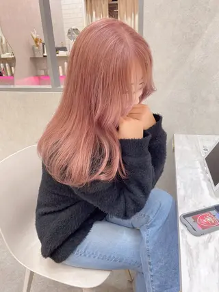 ロング カラー karin ボブハイトーンのヘアスタイル