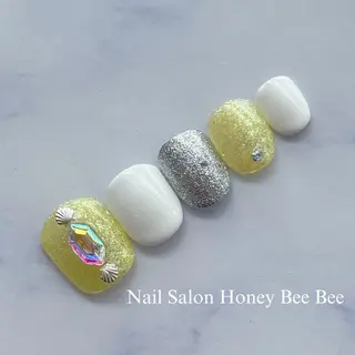 ネイル Nail salon Honey Beeのネイルデザイン