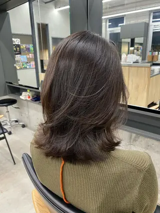 ミディアム レイヤー/柔色 カラー/SAkiのヘアスタイル