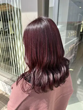 ミディアム 中嶋 彩乃のヘアスタイル