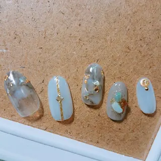 ネイル QULEONAIL所属・大城 裕麻のネイルデザイン