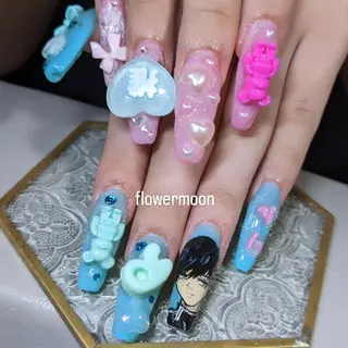 ネイル フラワー ムーンのネイルデザイン