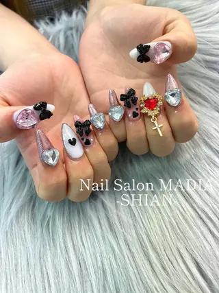 ネイル MADIA所属・MADIA SHIANのネイルデザイン