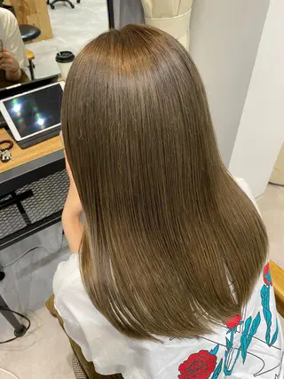 ミディアム i.osaka所属・たつ/レイヤーカット 顔周り/髪質改善のヘアスタイル