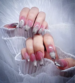 ネイル She   Nail所属・ISA_ BELLAのネイルデザイン