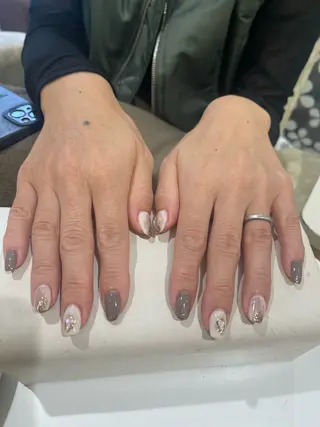 ネイル 🐶 🐾のネイルデザイン