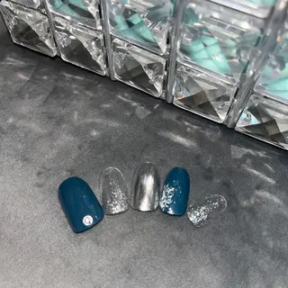 ネイル One'Ness所属・ワンネス トータルビューティーの眉毛・アイブロウイメージ