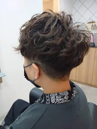 パーマ メンズ ショート 鈴木 隆広のヘアスタイル