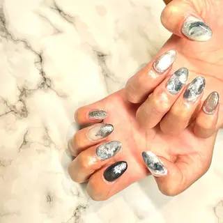 ネイル bea  merci所属・beamerci🌼 SHIORIのネイルデザイン