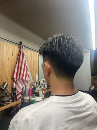 メンズ brunt jet所属・関 晃哉のヘアスタイル