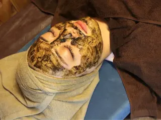 小顔ハーブピーリング 美容鍼/毛穴洗浄のエステ・リラクイメージ